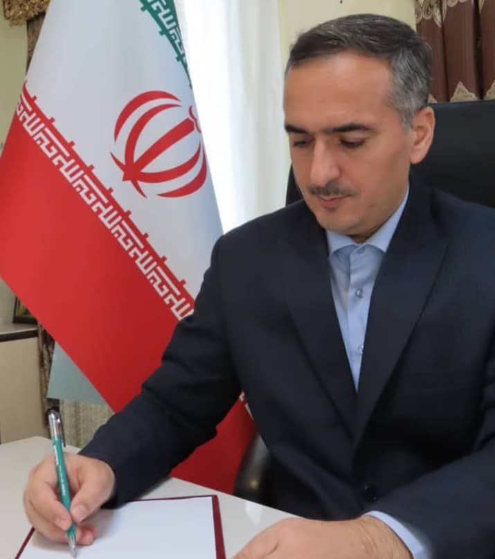  فرماندار شهرستان چایپاره با صدور پیامی روز خبرنگار را به خبرنگاران و اهالی رسانه تبریک گفت