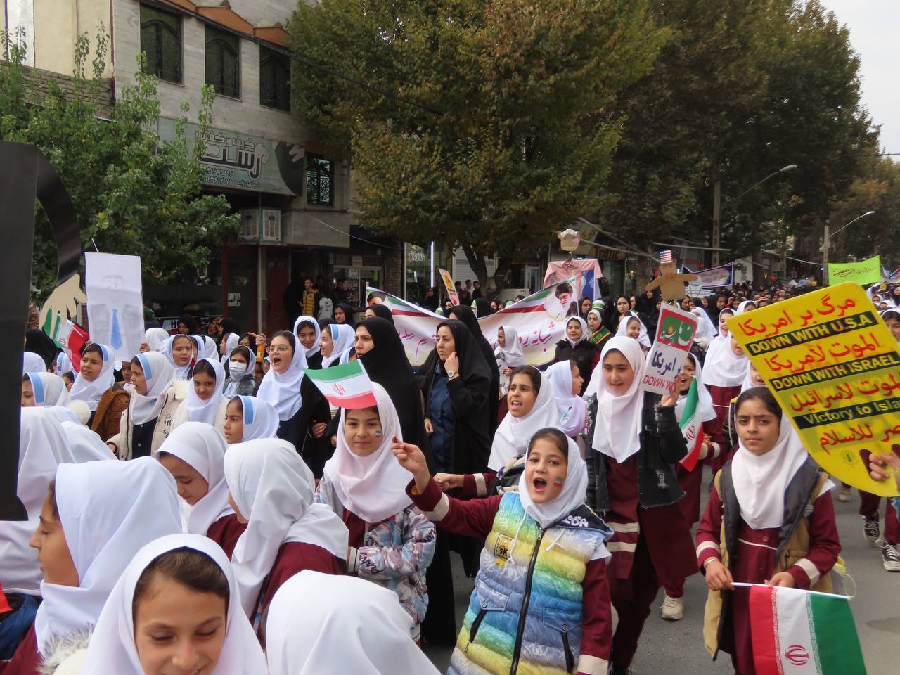 برگزاری مراسم 13 آبان در چایپاره همزمان با سراسر کشور