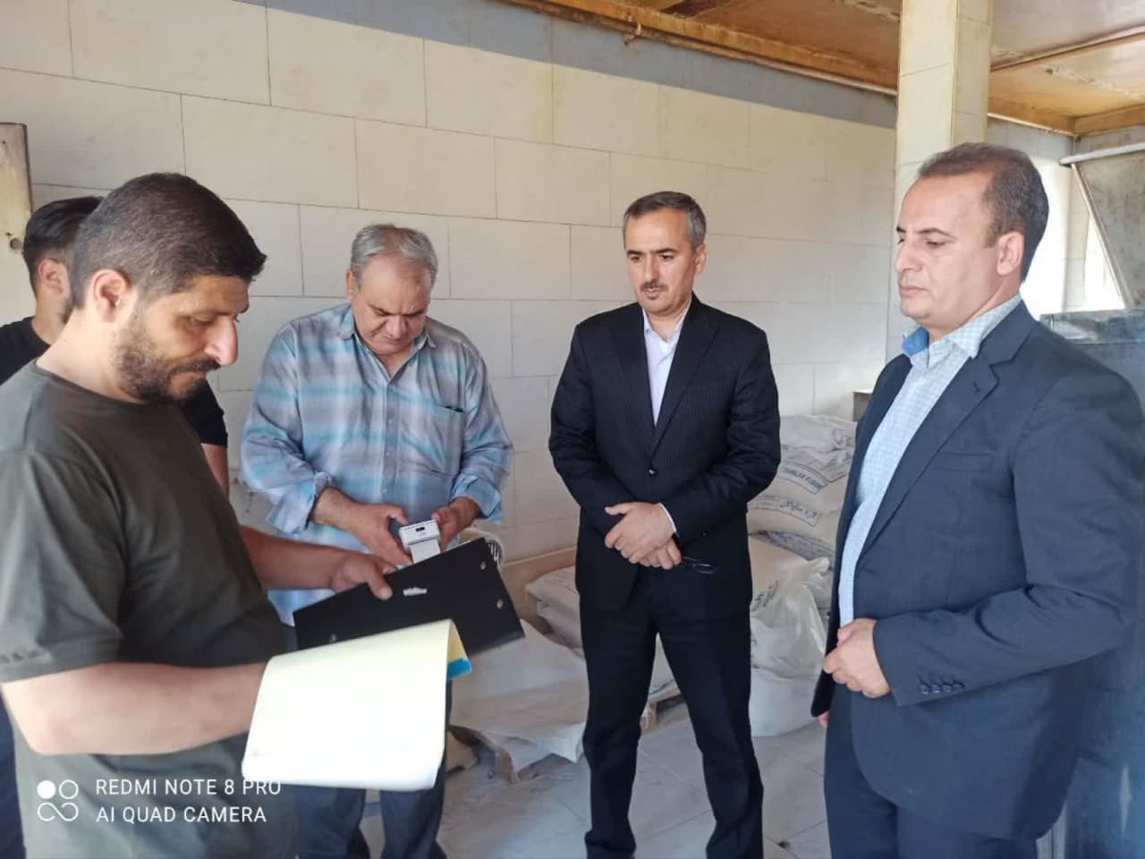 بازدید سرزده فرماندار از نانوایی های سطح شهرستان