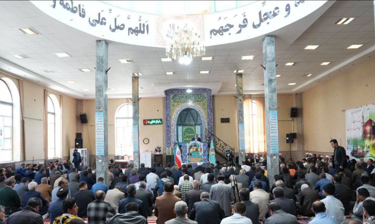 حضور استاندار آذربایجانغربی در اجتماع باشکوه امت رضوی شهرستان چایپاره