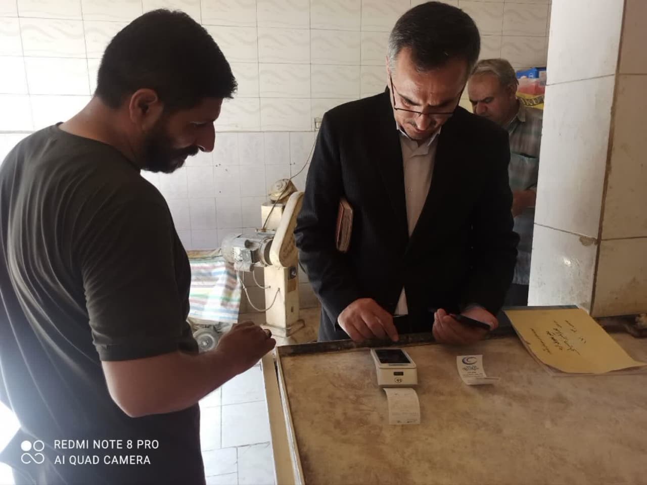 بازدید سرزده فرماندار از نانوایی های سطح شهرستان