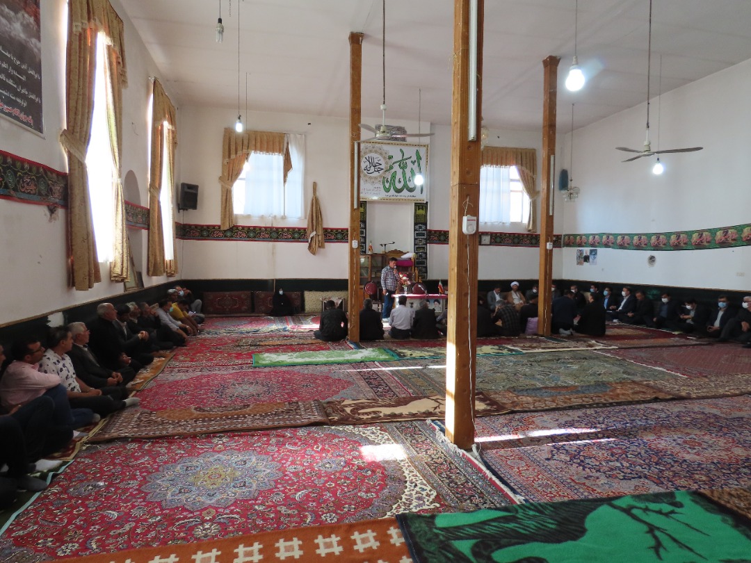 بازدید فرماندار و نماینده محترم شهرستان های خوی و چایپاره در مجلس شورای اسلامی از تعدادی از روستاهای بخش مرکزی شهرستان چایپاره