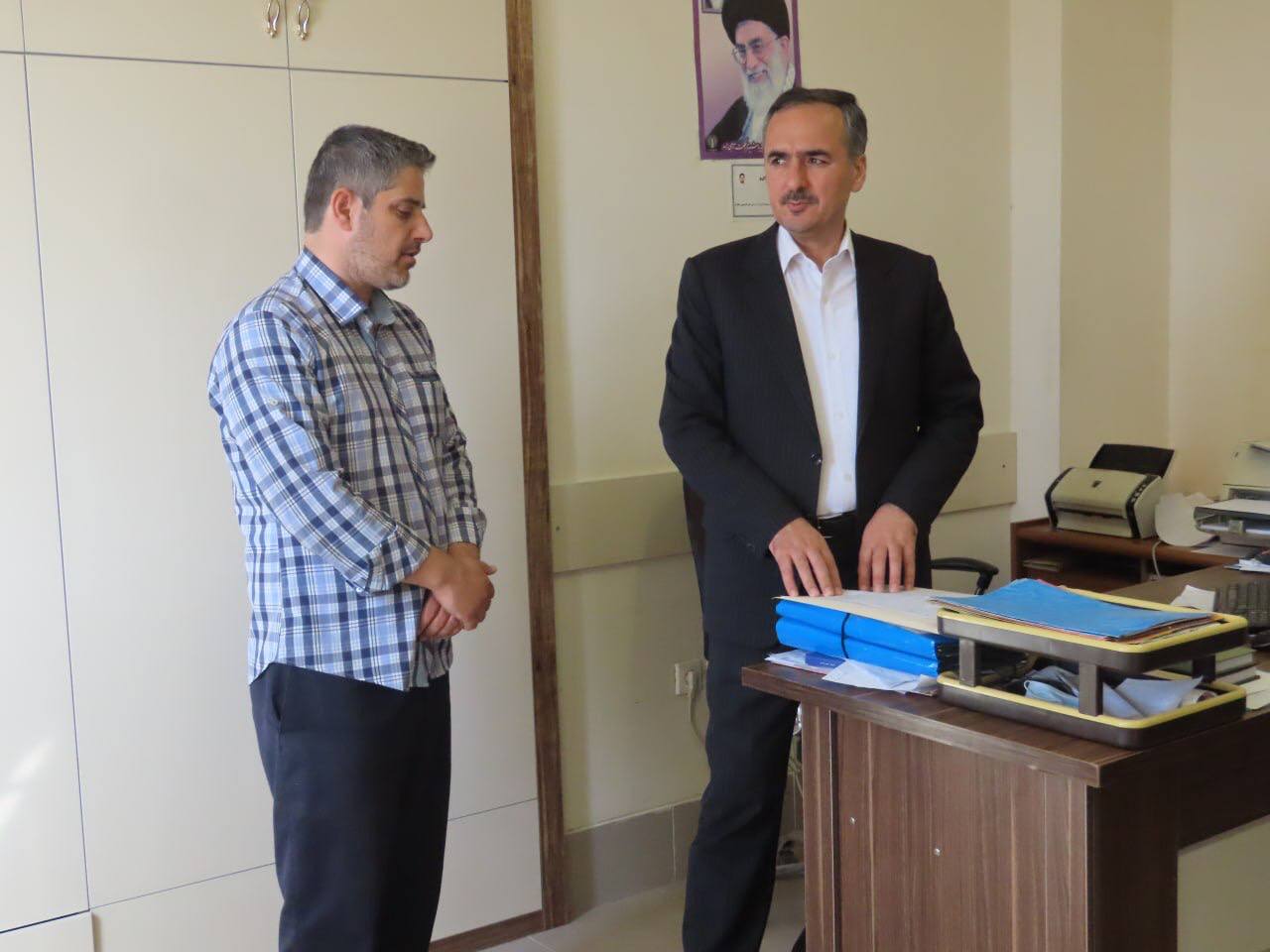 بازدید سرزده سعید شکورزاده فرماندار چایپاره از اداره صنعت ، معدن و تجارت شهرستان