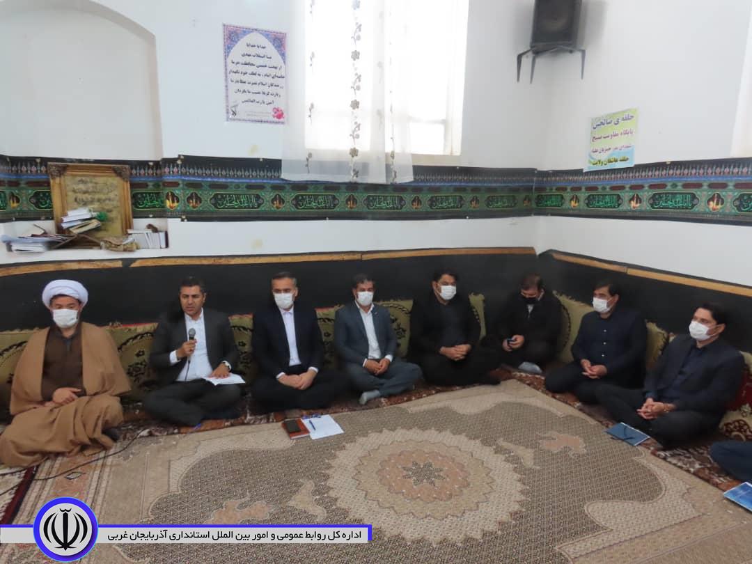 بازدید فرماندار و جمعی از مسئولان شهرستان از روستاهای بخش مرکزی شهرستان چایپاره