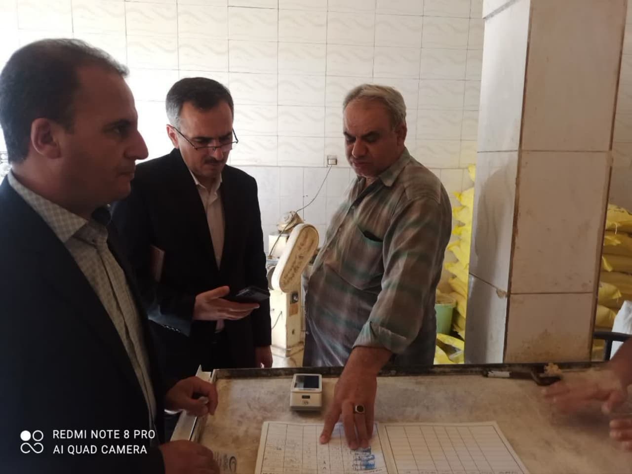 بازدید سرزده فرماندار از نانوایی های سطح شهرستان
