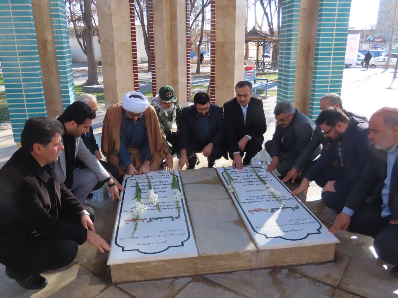 آیین غبارروبی و عطرفشانی مزار مطهر شهدای گمنام