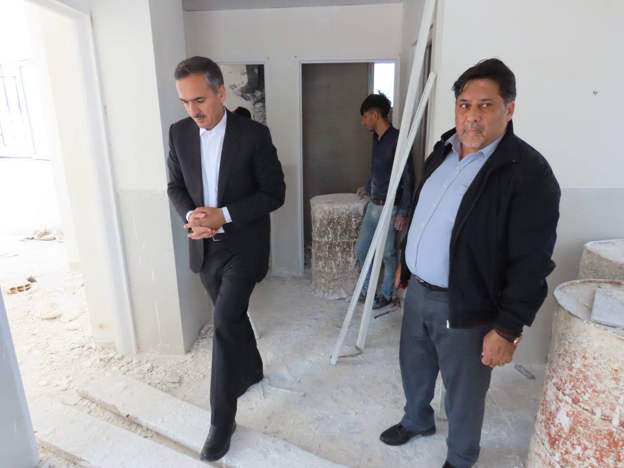 همزمان با آغاز هفته سلامت / بازدید فرماندار از طرح های عمرانی در دست احداث بهداشت و درمان شهرستان چایپاره
