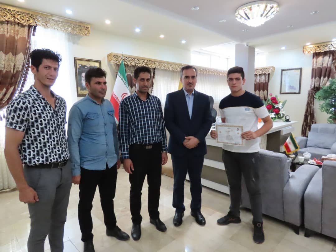 تجلیل از قهرمانان و مدال آوران شهرستان چایپاره