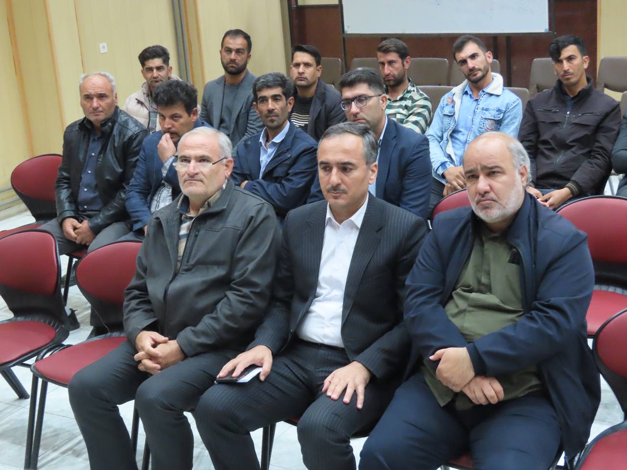 جلسه هماهنگی ستاد سرشماری عمومی کشاورزی 1403 شهرستان چایپاره