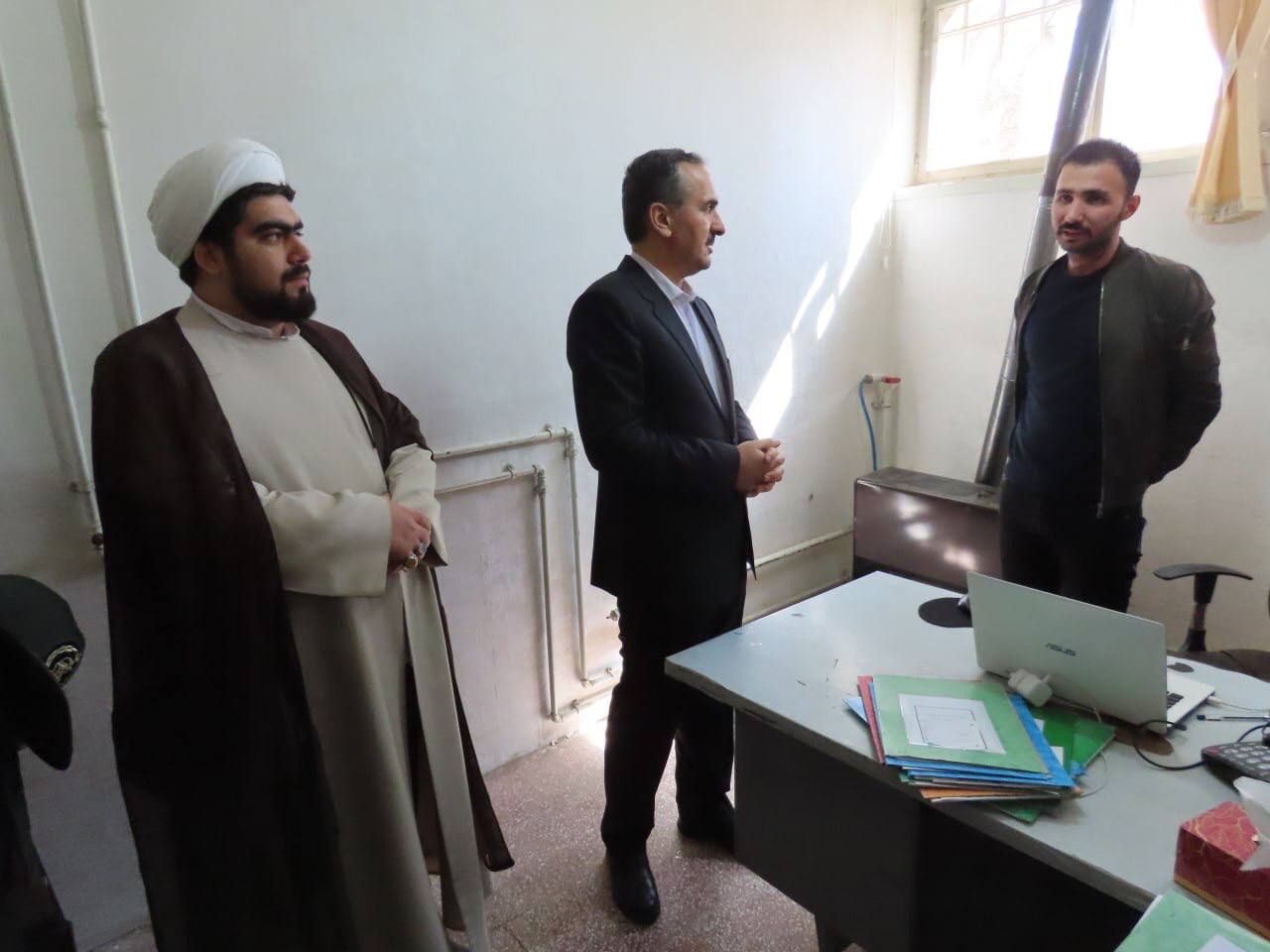 بازدید سرزده سعید شکورزاده فرماندار شهرستان چایپاره از بهزیستی شهرستان چایپاره