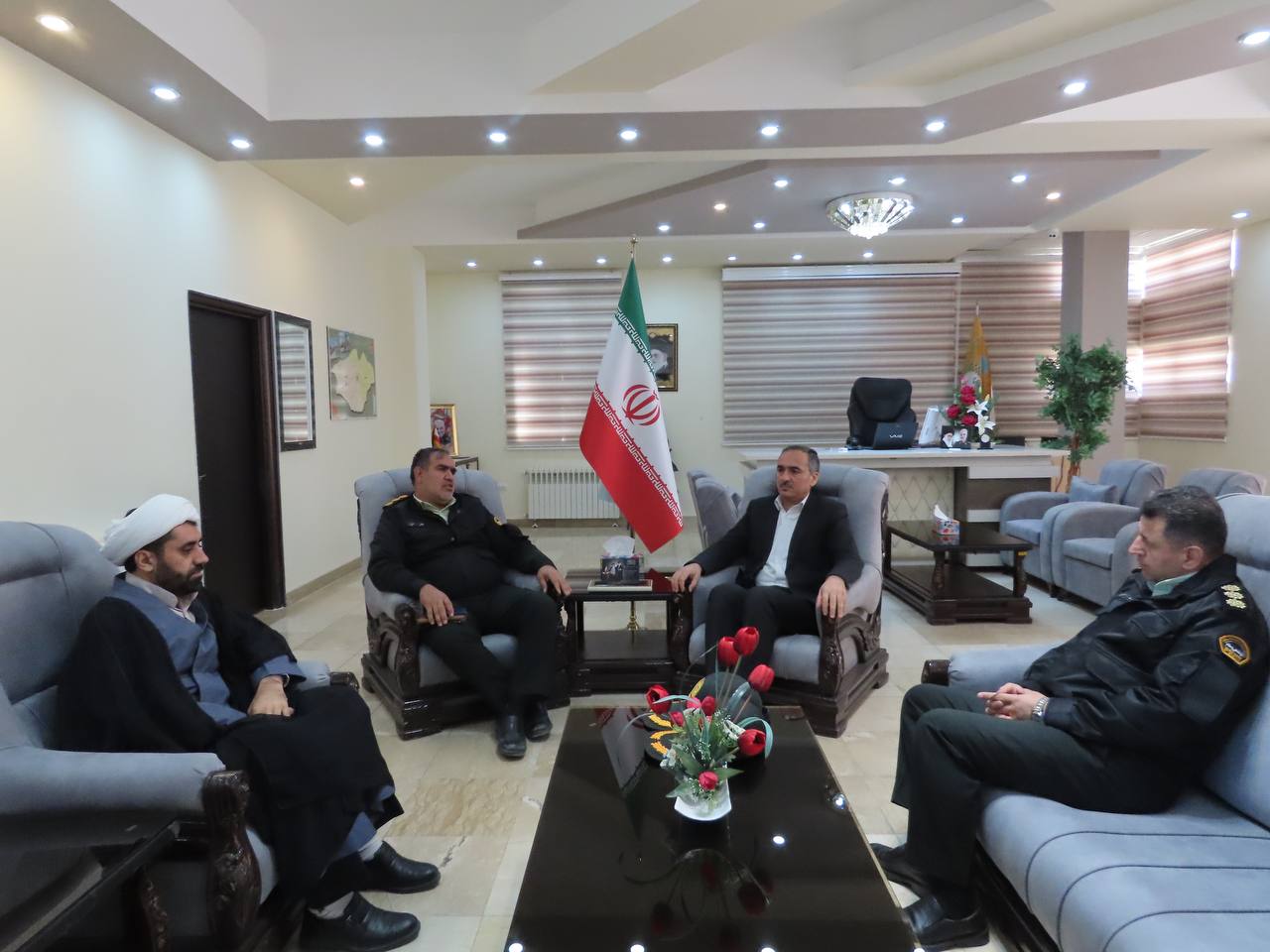 دیدار نوروزی روساء و مدیران دستگاه های اجرایی با فرماندار چایپاره