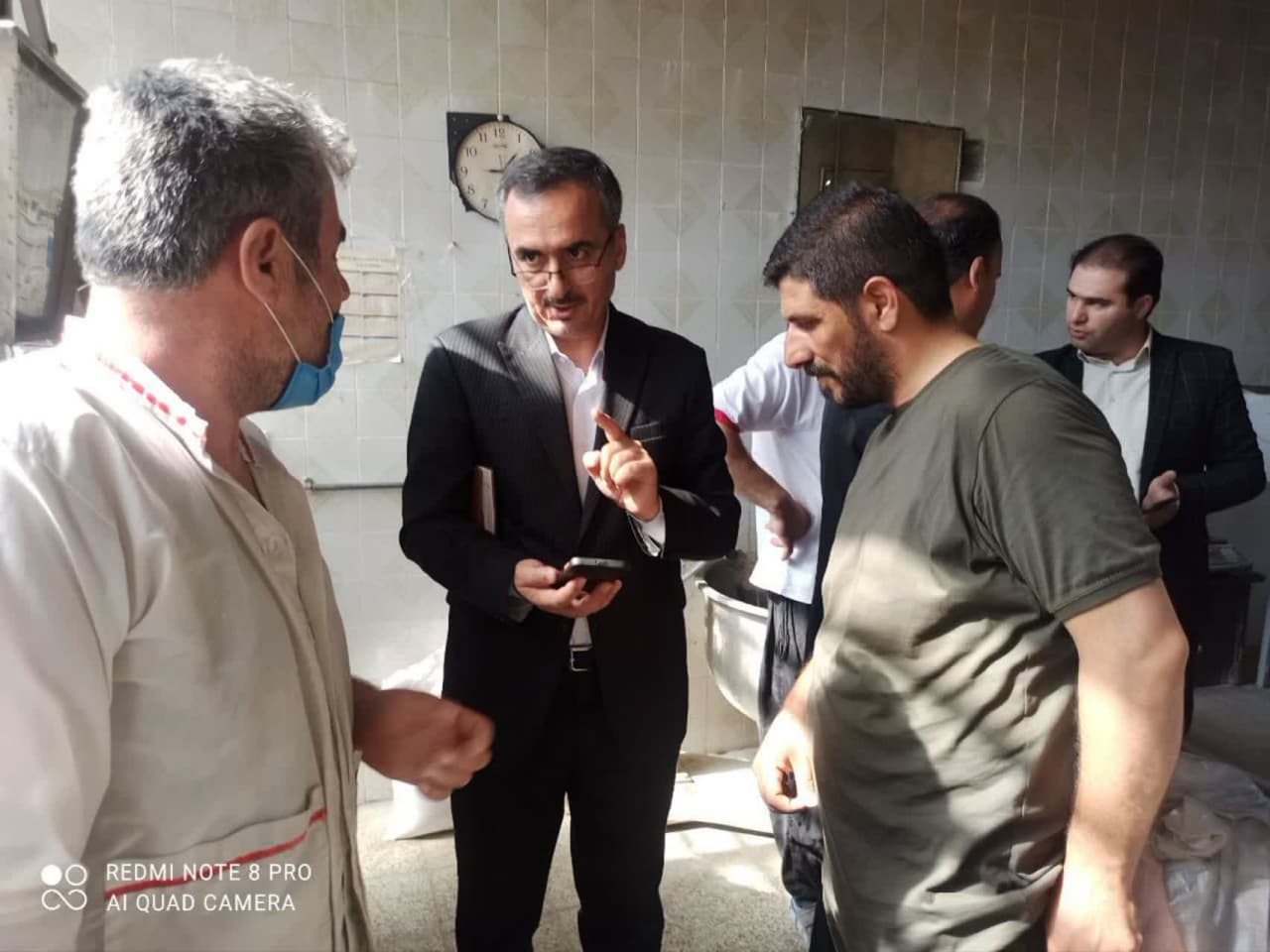 بازدید سرزده فرماندار از نانوایی های سطح شهرستان