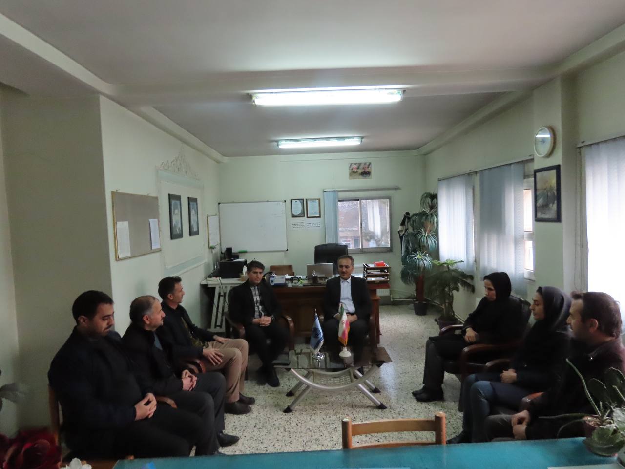 بازدید سرزده سعید شکورزاده فرماندار چایپاره از مخابرات