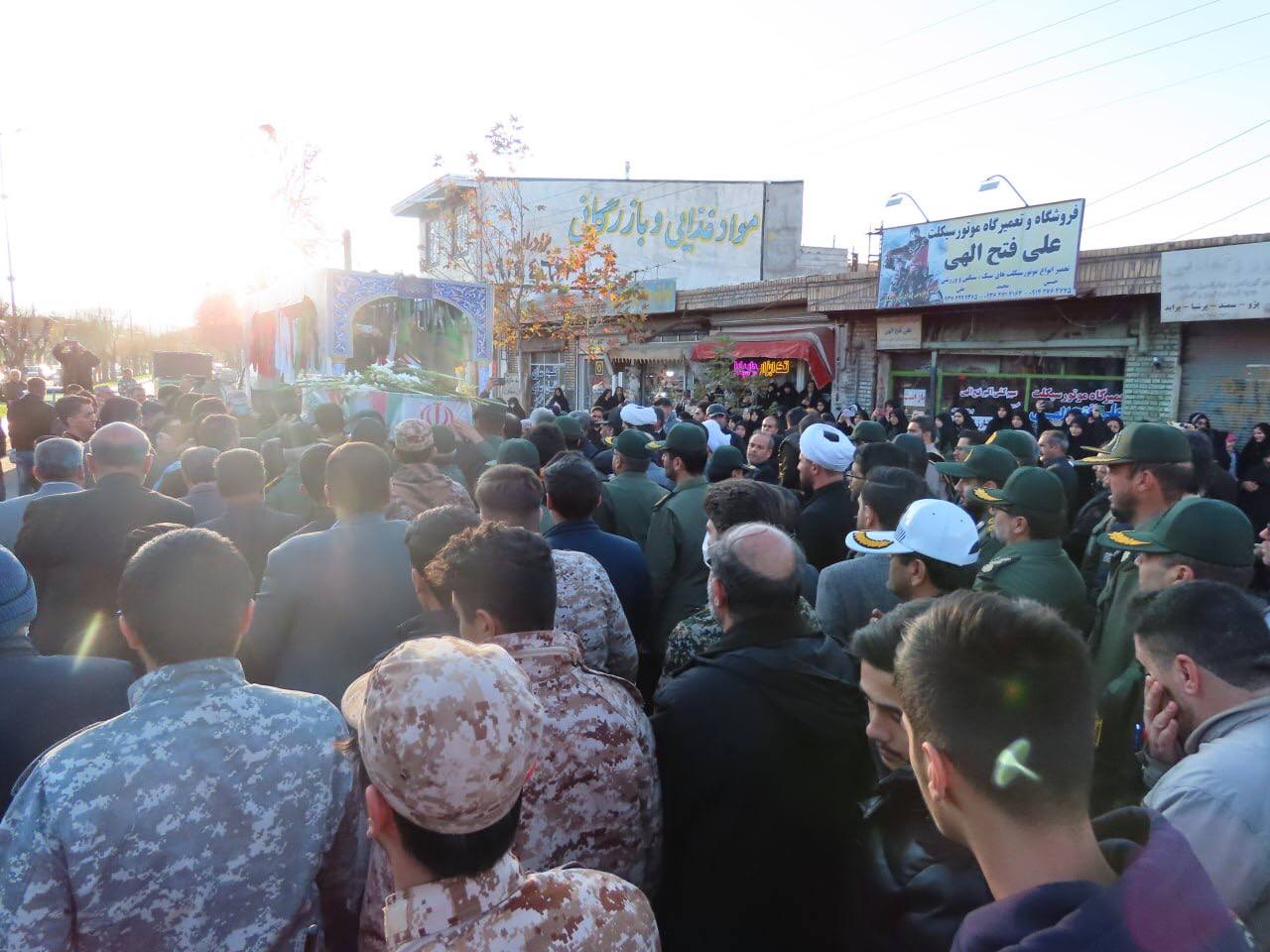 مراسم استقبال و تشییع شهید گمنام همزمان با سراسر کشور در شهرستان چایپاره