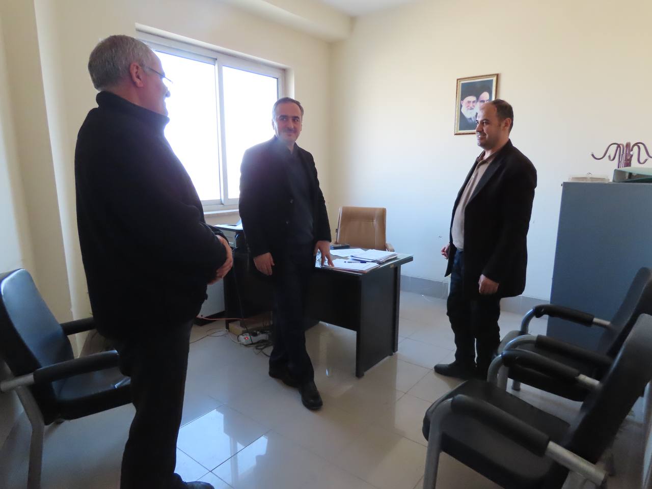 بازدید سرزده سعید شکورزاده فرماندار چایپاره از بخشداری مرکزی